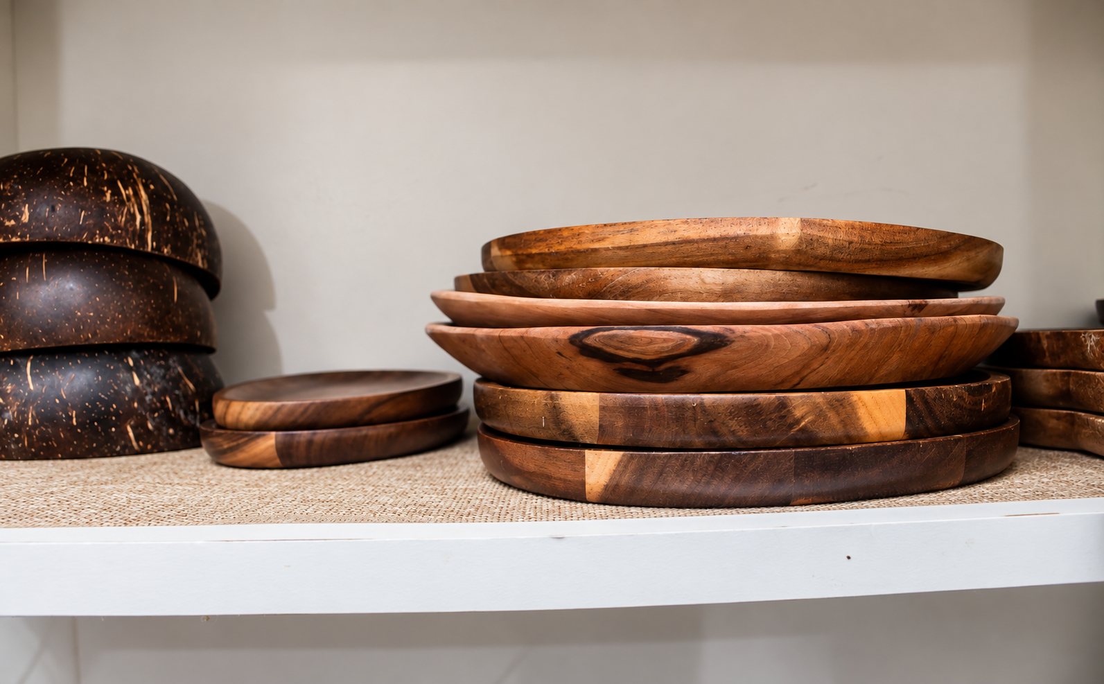 Wooden tableware