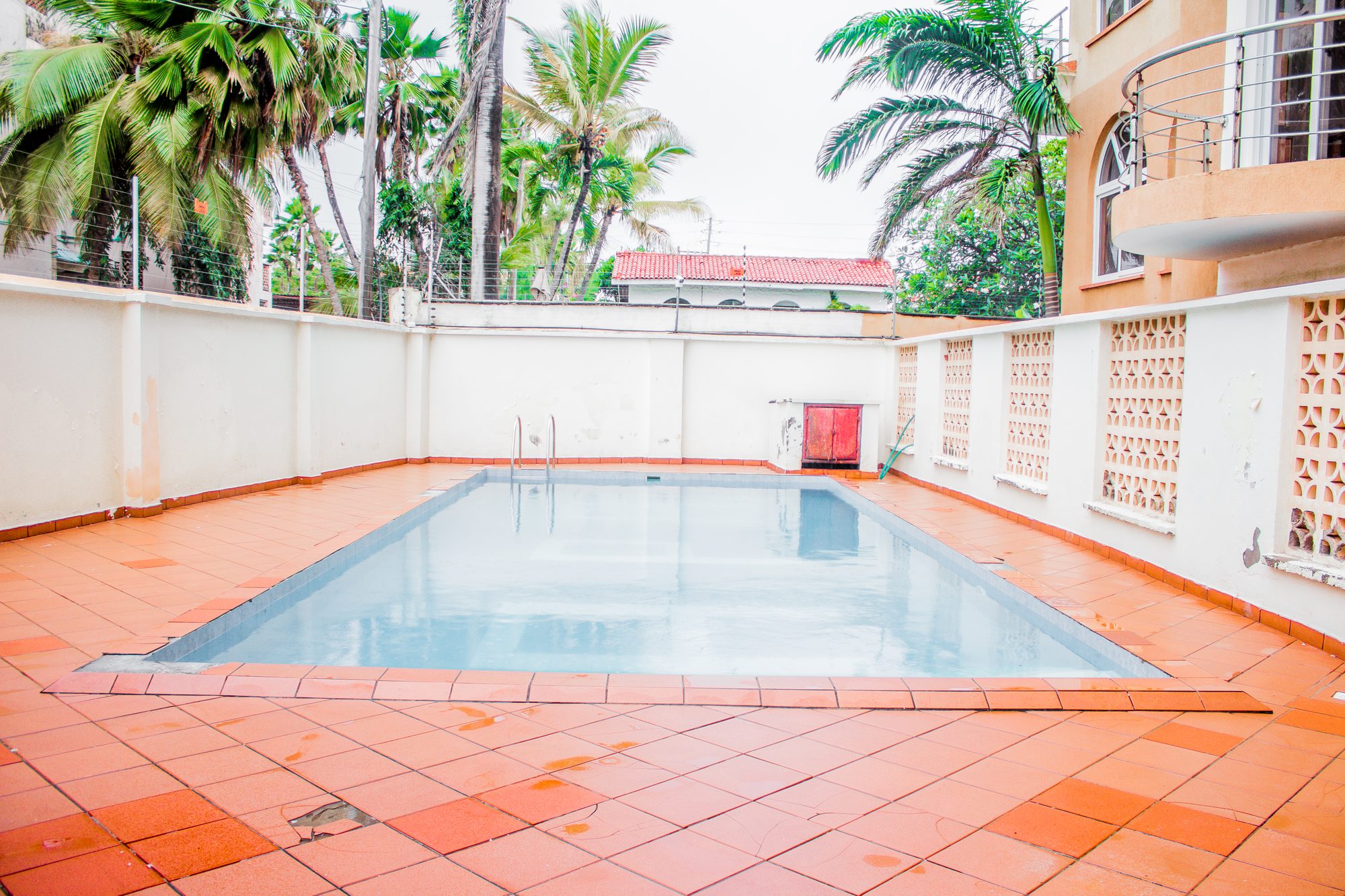 Pool & Outdoors at House of Vikings
