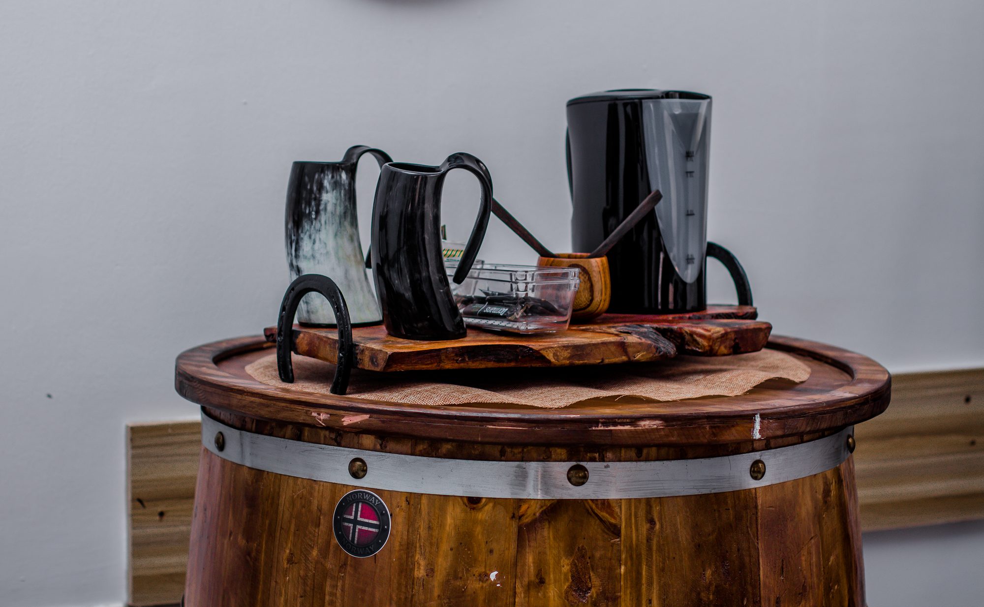 King Ragnar’s Quarters · drinking horns